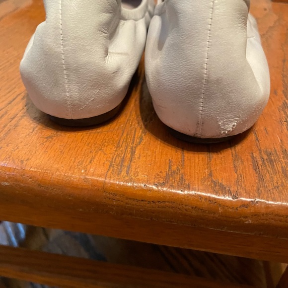 Vera Wang Lavender Label ballet flats - Picture 6 of 10